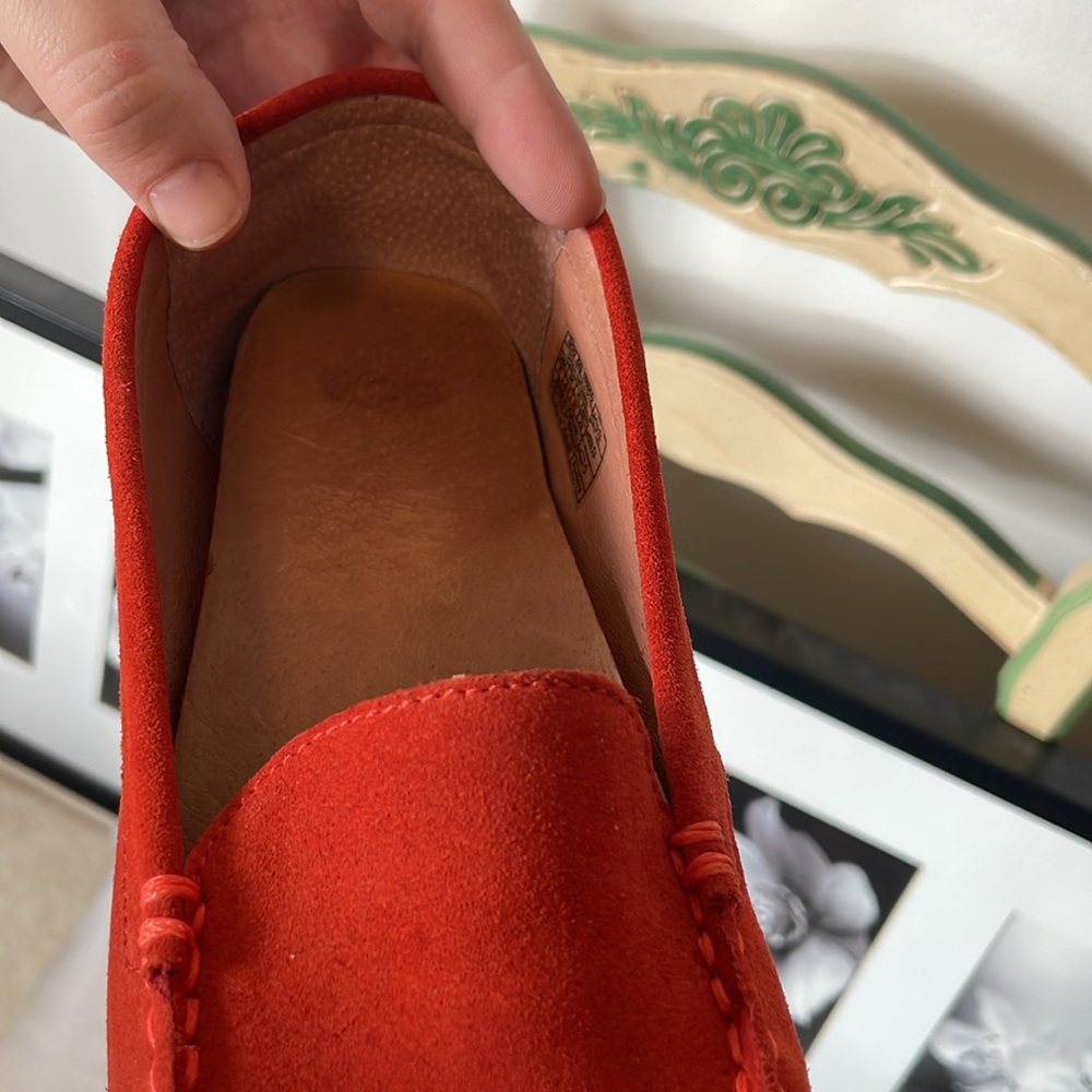 UGG Milania // burnt orange loafer flats // suede slip-on // sz 6 - Picture 12 of 16